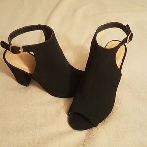 Peep Toe Sandals